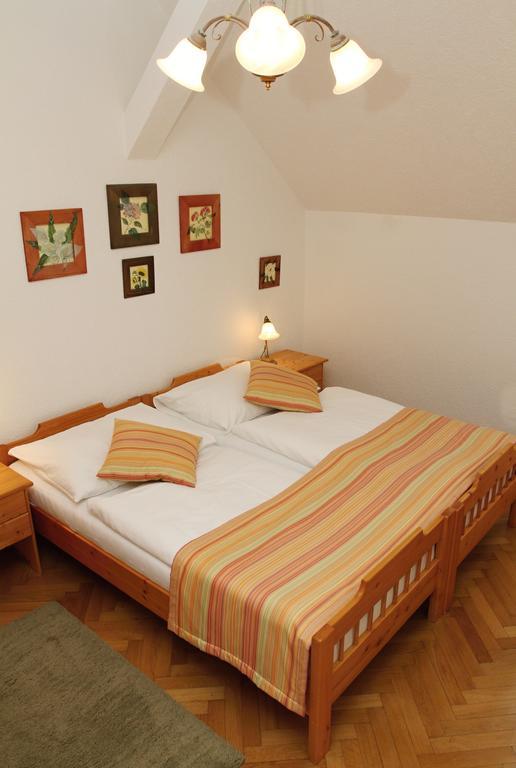 Hotel Sant Georg Garni Mariánské Lázně Habitación foto