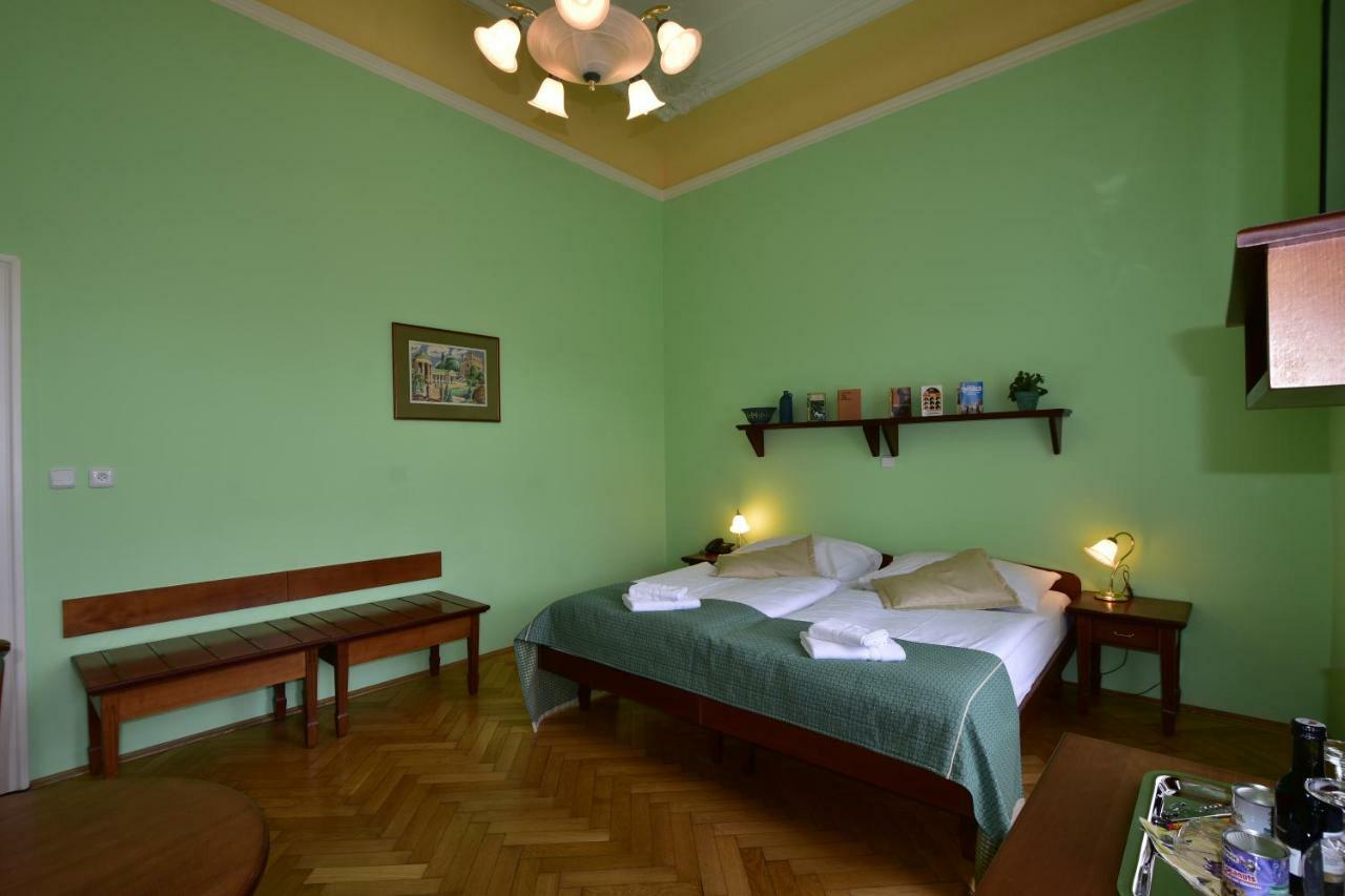 Hotel Sant Georg Garni Mariánské Lázně Exterior foto
